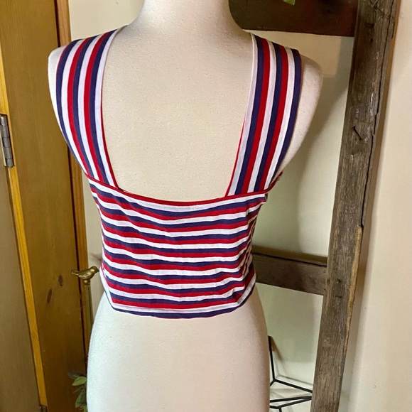 đź’ĄTOPSHOP Striped Knotted Cropped Topđź’Ą NWOT - Picture 4 of 8